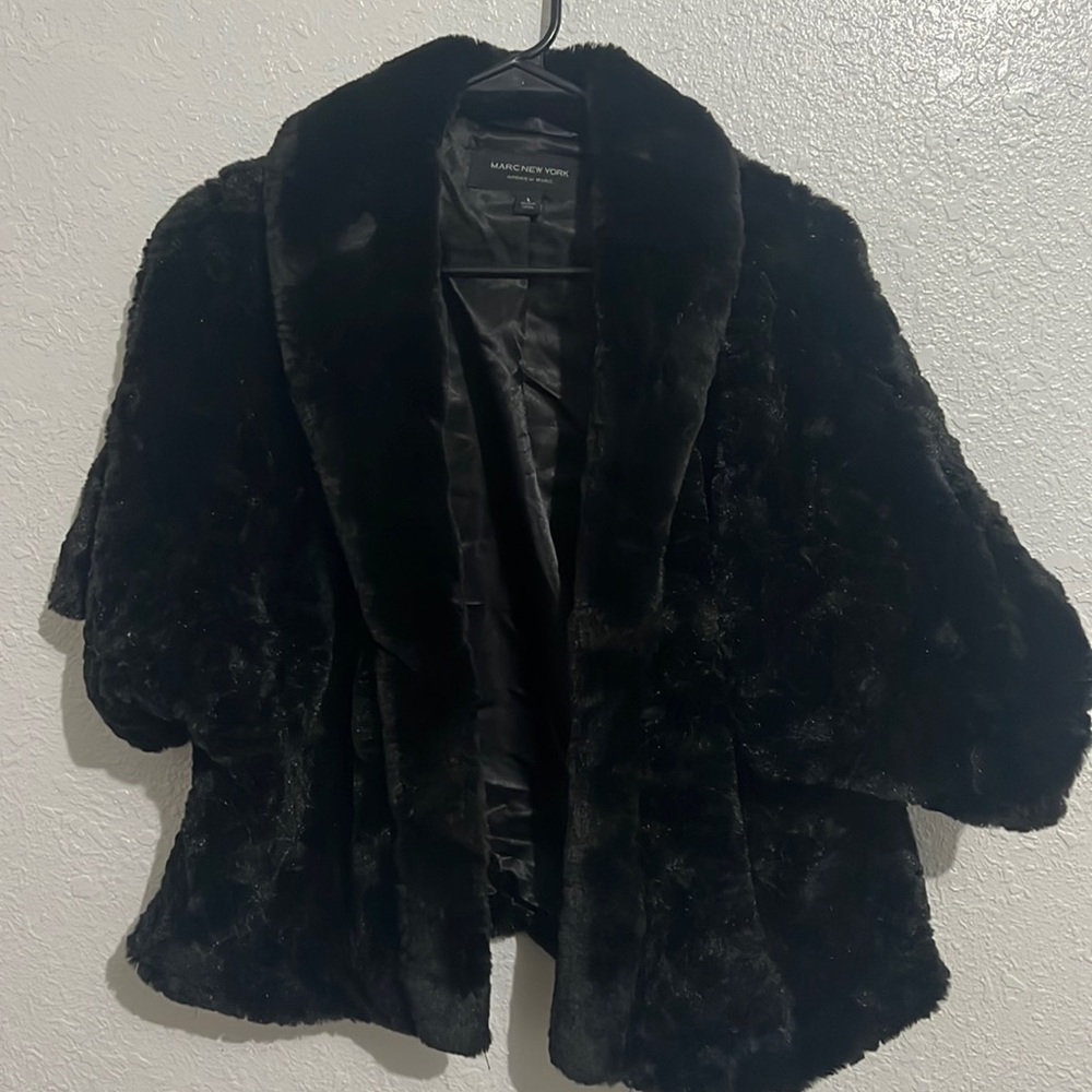 Soft throw on faux top
